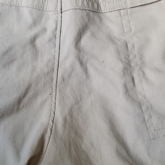 Columbia omni shield advanced repellency khaki tan shorts Size 6 - Picture 8 of 9